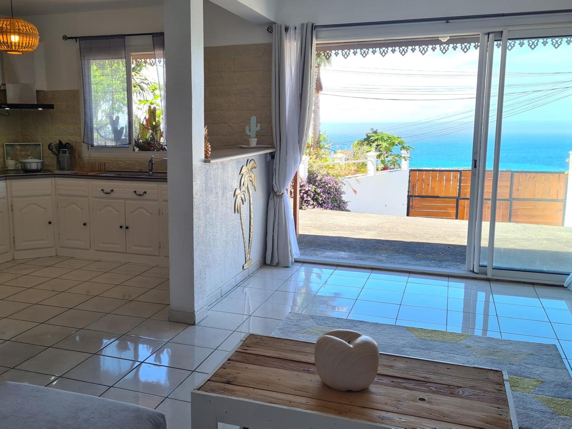 Le Cocon De Madana Apartman Saint-Joseph Kültér fotó